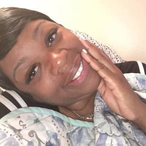 Meet your Posher, Faiza